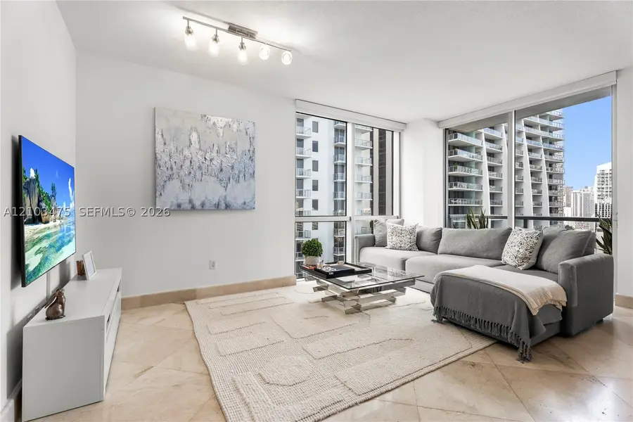 1060 Brickell Ave #2117, Miami, FL 33131 - #3