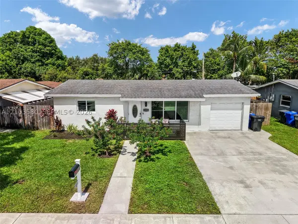 6311 Liberty St, Hollywood, FL 33024