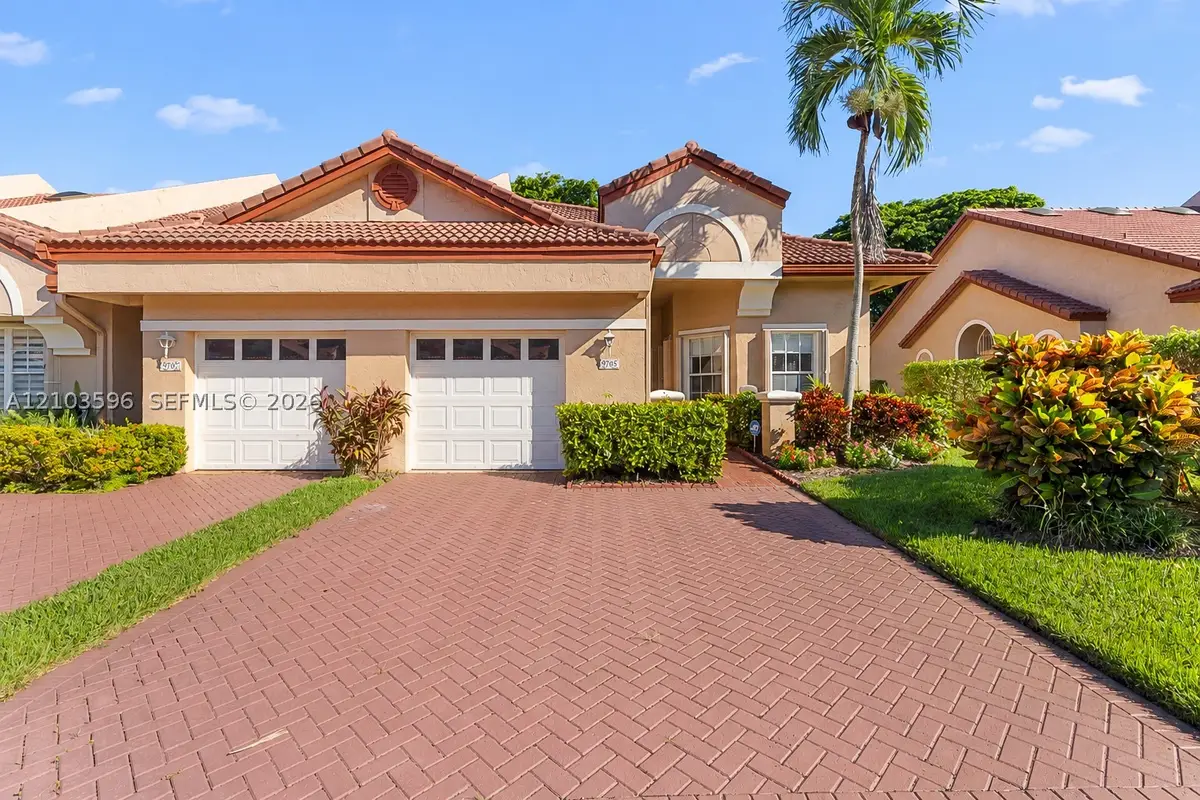 9705 Malvern Dr, Tamarac, FL 33321 - #1