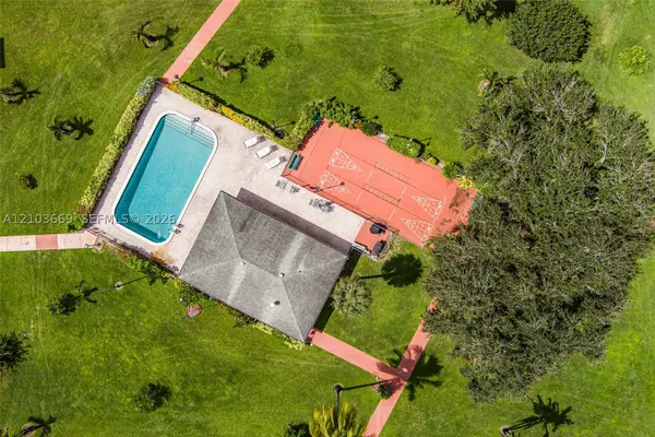 5300 Washington St #H137, Hollywood, FL 33021