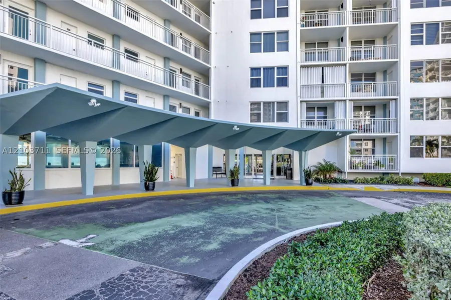 201 N Ocean Blvd #904, Pompano Beach, FL 33062 - #2