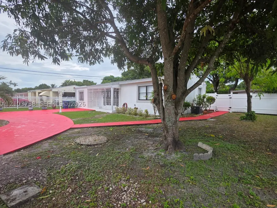 Address Withheld By Seller, Miami, FL 33168 - #3