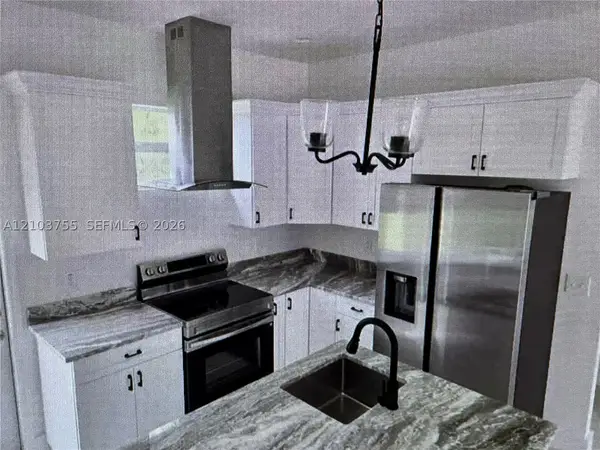 2906 W 52 St, Lehigh Acres, FL 33971