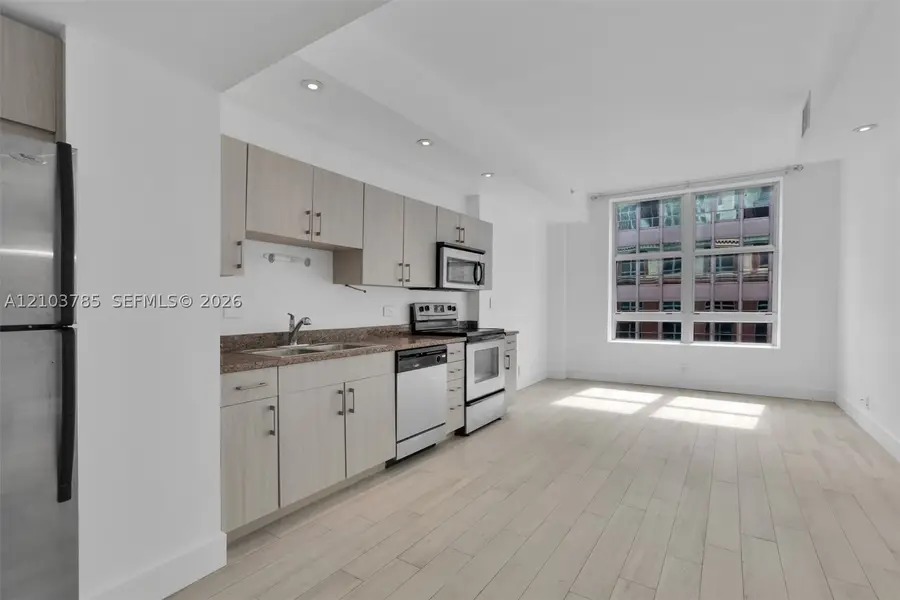 111 E Flagler St #902, Miami, FL 33131 - #2