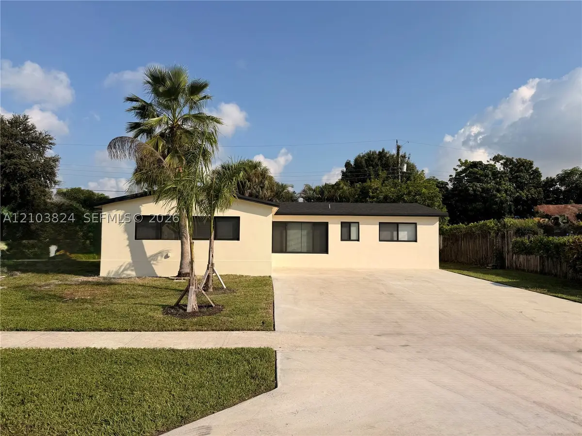 6211 NW 16th Ct, Sunrise, FL 33313 - #1