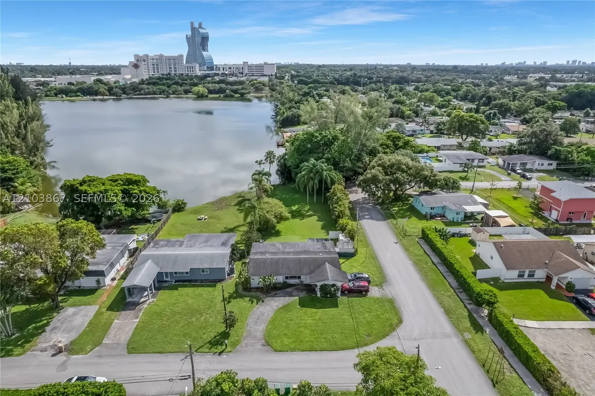 5630 SW 55th Ave, Davie, FL 33314 - #1