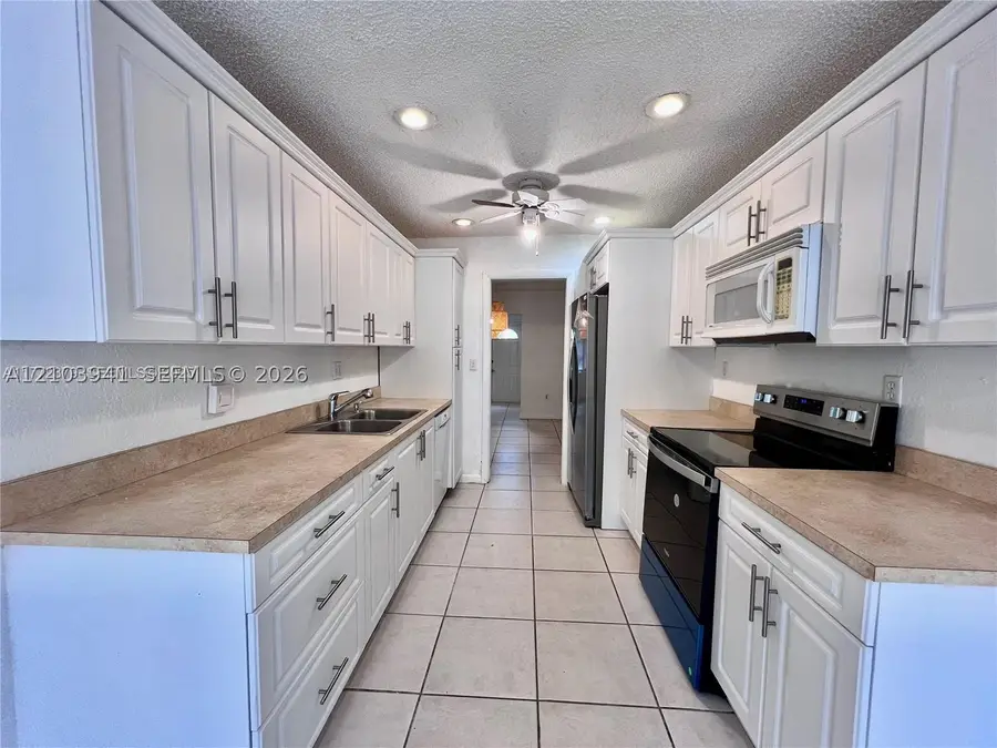 3302 Farragut St #5A, Hollywood, FL 33021 - #2