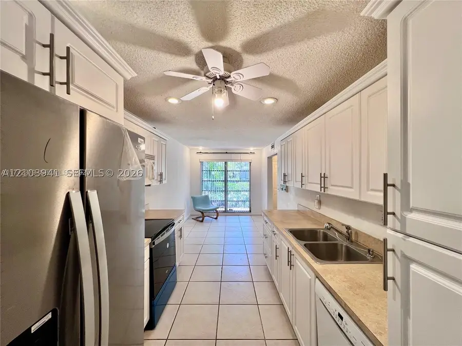 3302 Farragut St #5A, Hollywood, FL 33021 - #3