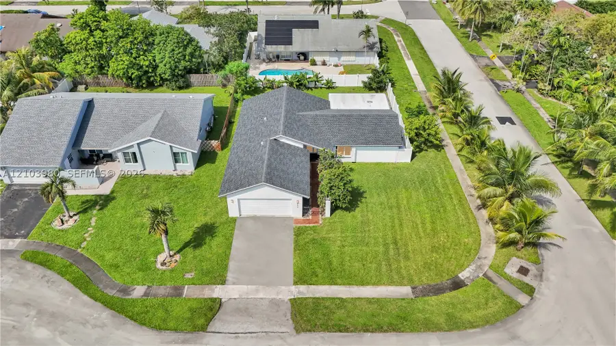 5505 SW 9th St, Margate, FL 33068 - #2