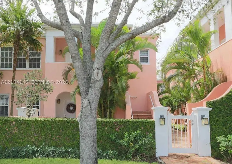 578 Loretto Ave #5, Coral Gables, FL 33146 - #1