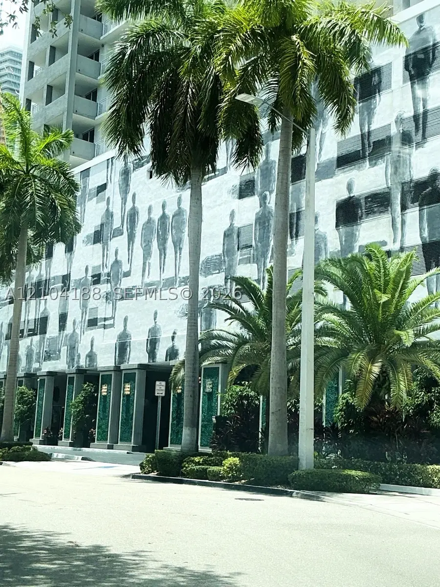 185 SE 14th Ter #1703, Miami, FL 33131 - #2