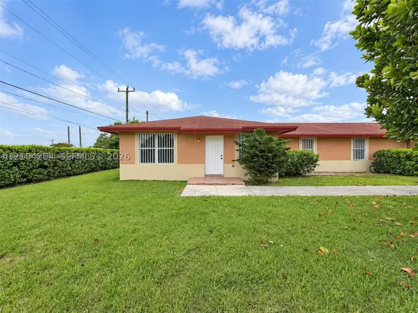10530 SW 183rd St, Miami, FL 33157