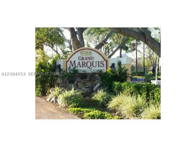 10121 W Sunrise Blvd #206, Plantation, FL 33322 - #1