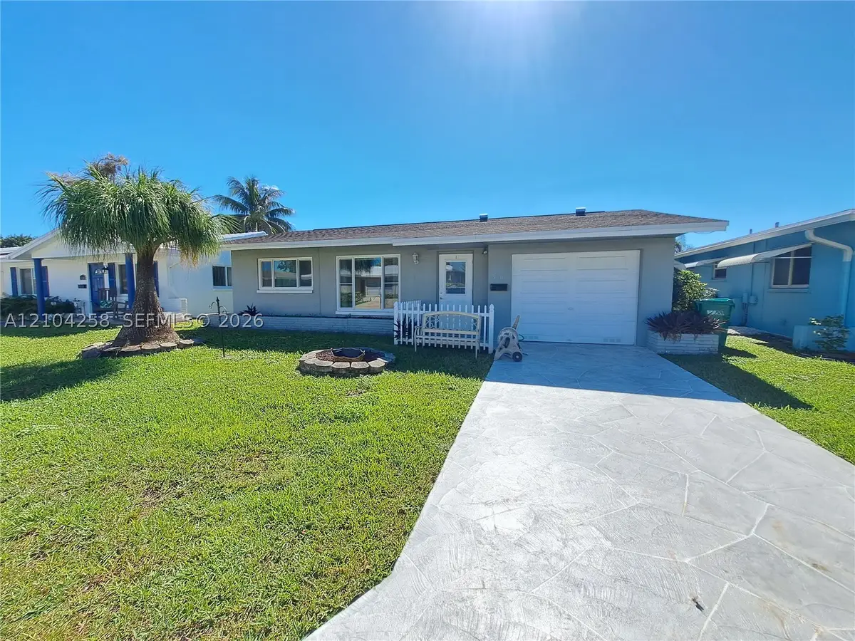 5010 NW 51st Ct, Tamarac, FL 33319 - #1