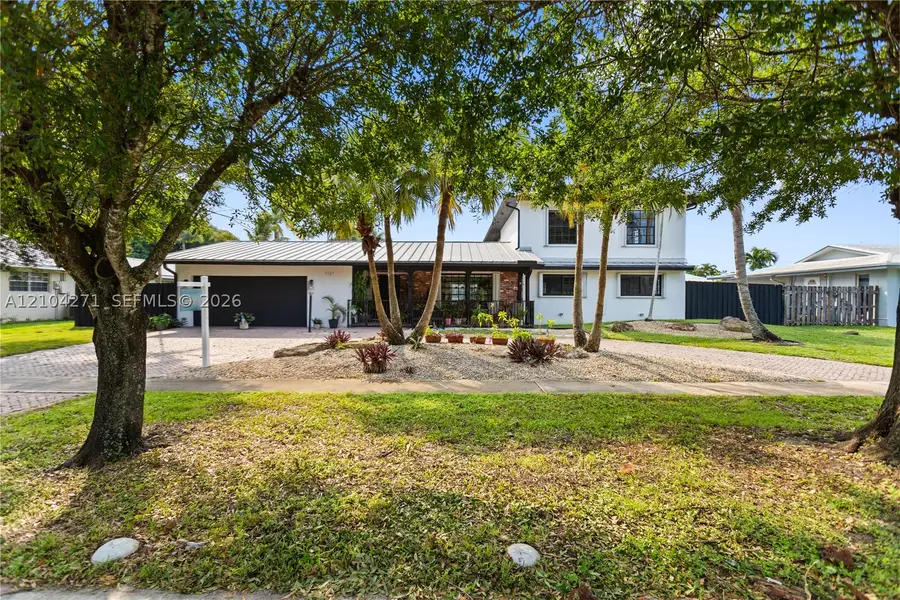 1121 SW 75th Ave, Plantation, FL 33317 - #2