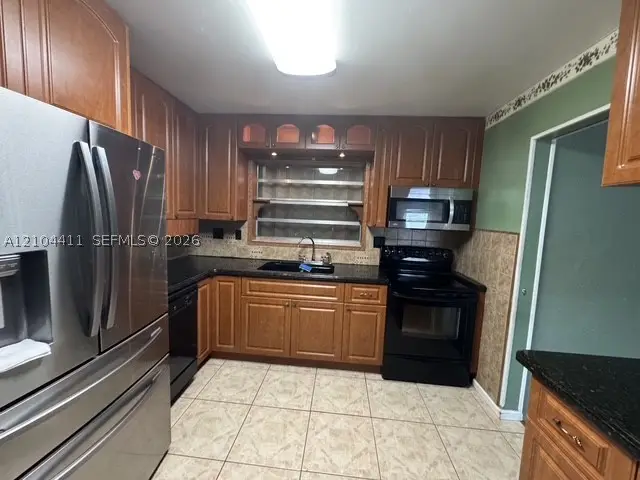 6920 SW 8th St, Pembroke Pines, FL 33023 - #2