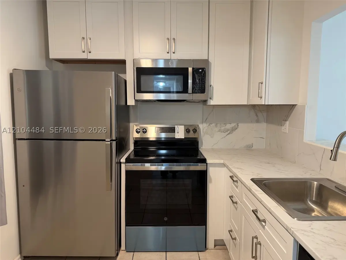 5001 W Oakland Park Blvd #305, Lauderdale Lakes, FL 33313 - #1