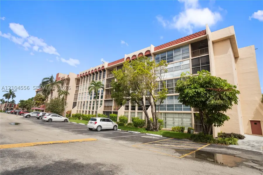 2101 Atlantic Shores Blvd #107, Hallandale Beach, FL 33009 - #2
