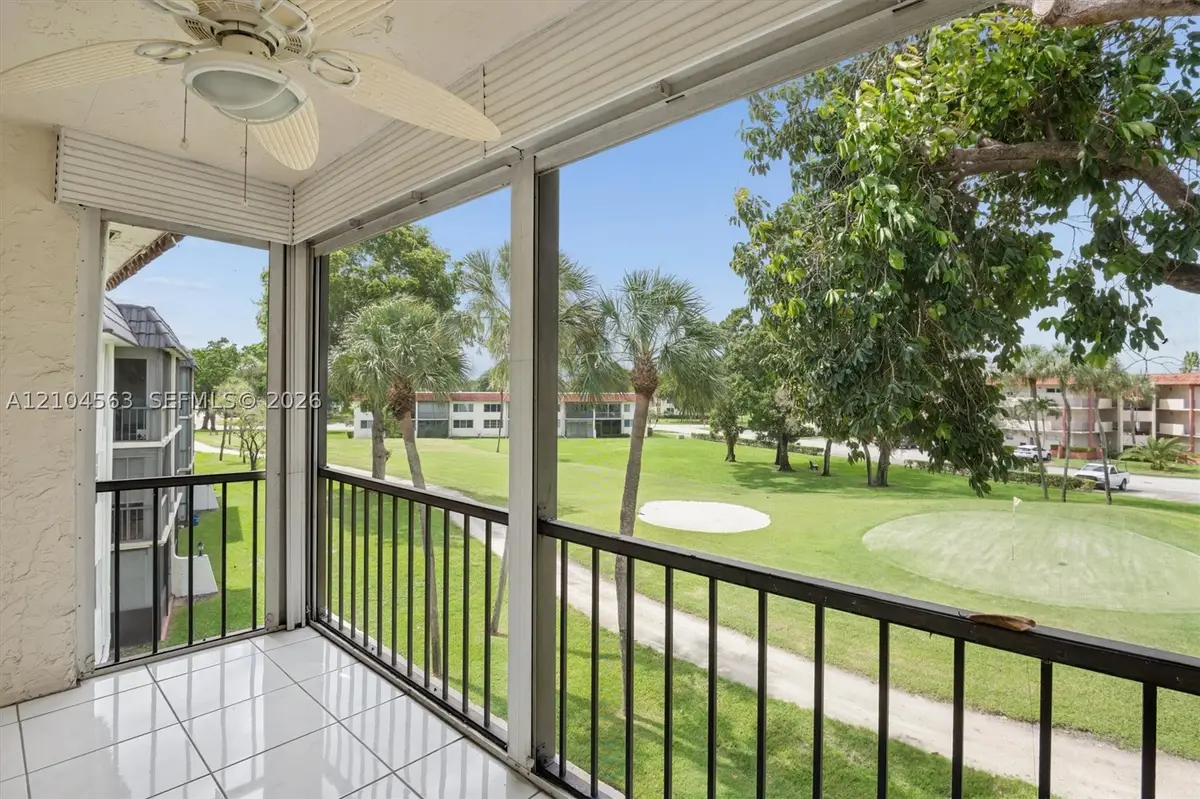 8911 S Hollybrook Blvd #310, Pembroke Pines, FL 33025 - #1