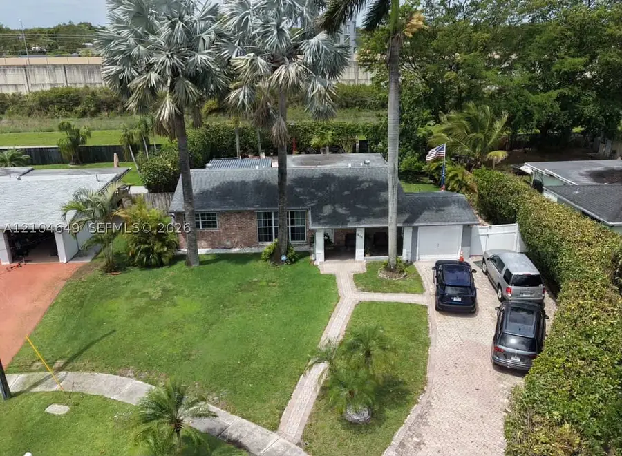 911 SW 51st Ave, Plantation, FL 33317 - #3