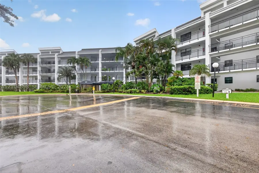 16051 Blatt Blvd #106, Weston, FL 33326 - #3