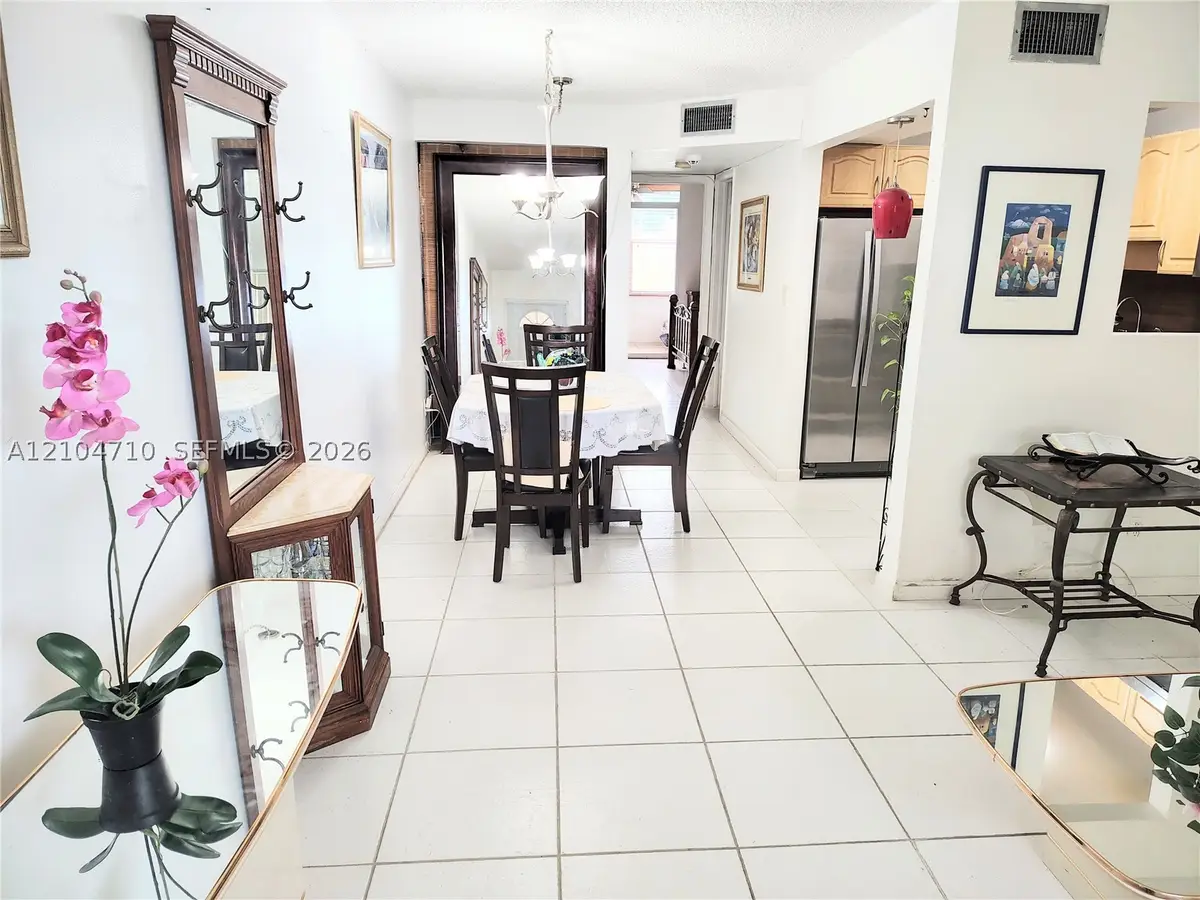 9061 Sunrise Lakes Blvd #102, Sunrise, FL 33322 - #1