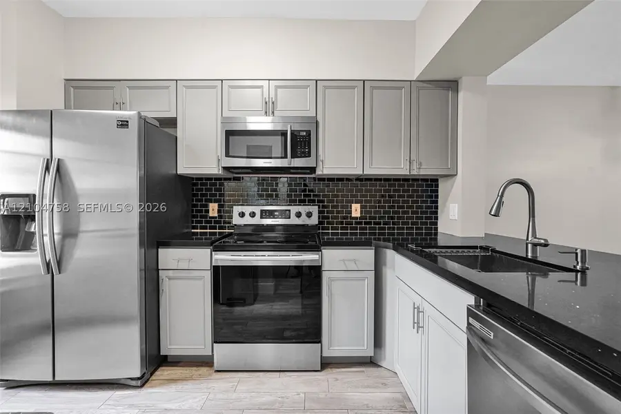 175 SW 96th Ave, Plantation, FL 33324 - #3