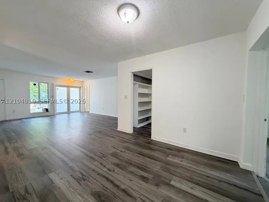 8590 NW 25th Ct, Sunrise, FL 33322 - #3