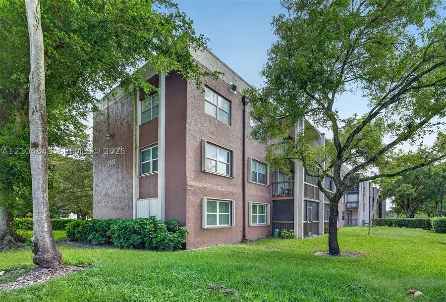 7000 Nova Dr #301E, Davie, FL 33317 - #2