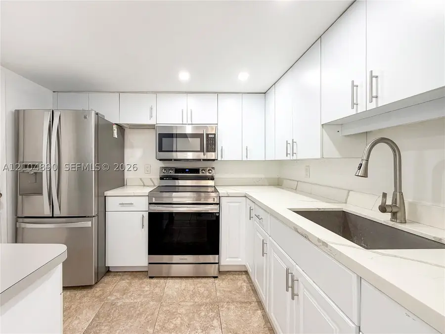 1160 N Federal Hwy #PH1222, Fort Lauderdale, FL 33304 - #3