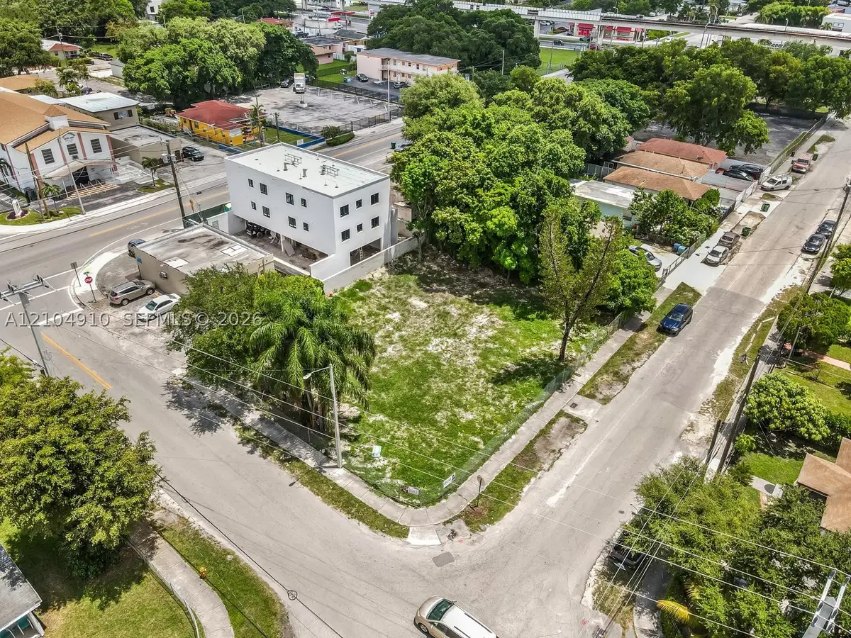 2895 NW 45th St, Miami, FL 33142 - #1