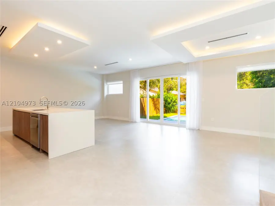 1701 SW 23rd St, Fort Lauderdale, FL 33315 - #3