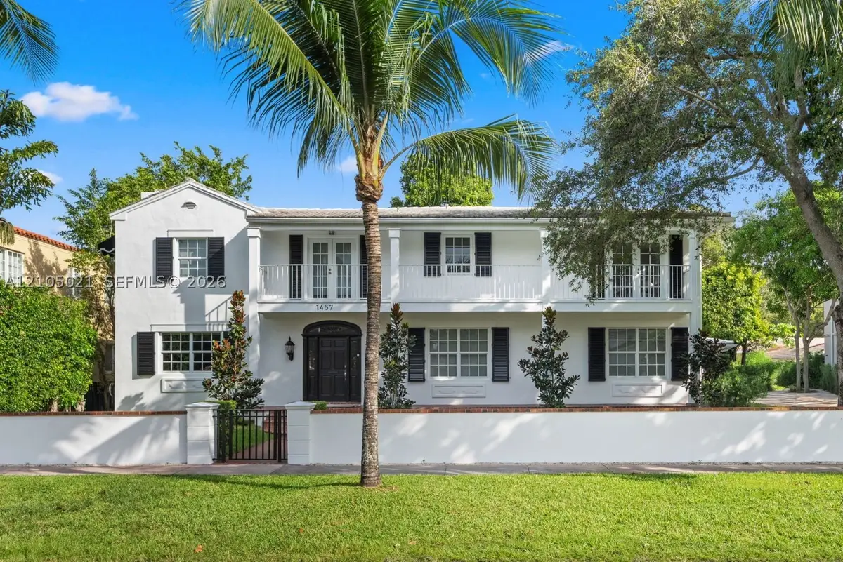 1457 Certosa Ave, Coral Gables, FL 33146 - #1