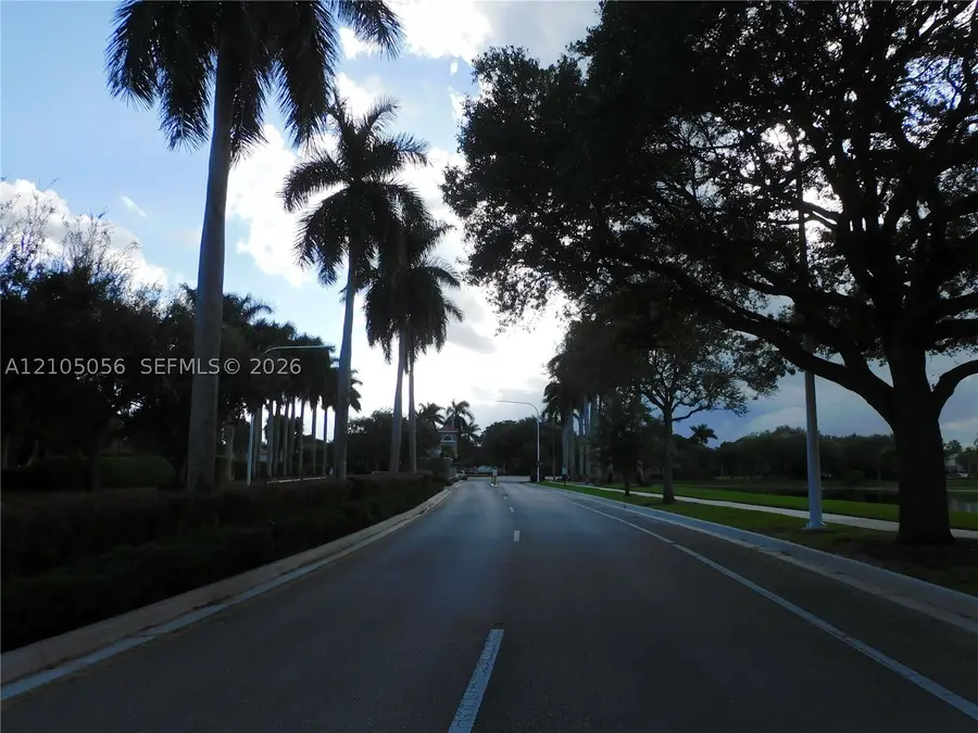 16729 Amber Lk, Weston, FL 33331 - #2