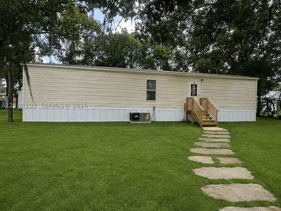 862 NE Coldwater Ave, Lake City, FL 32055 - #2