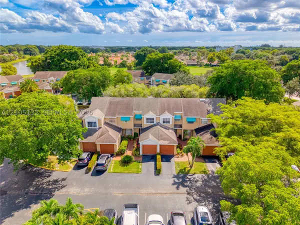 7105 Woodmont Way, Tamarac, FL 33321