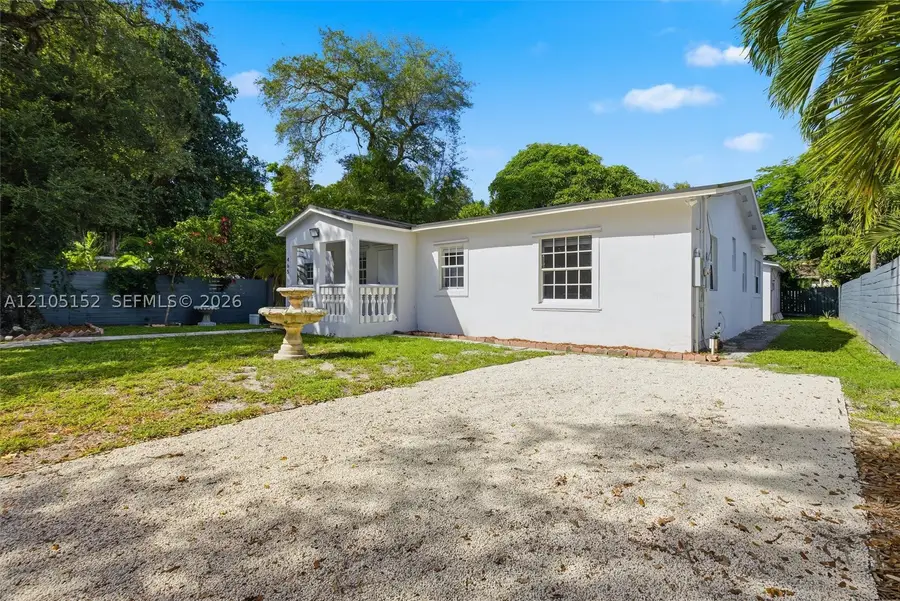 465 NE 165th St, Miami, FL 33162 - #2