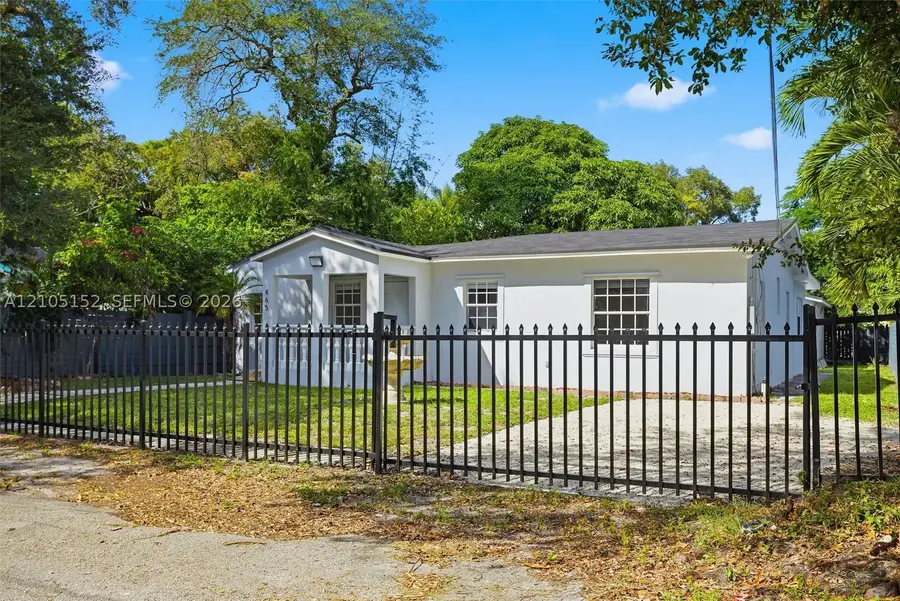465 NE 165th St, Miami, FL 33162 - #3