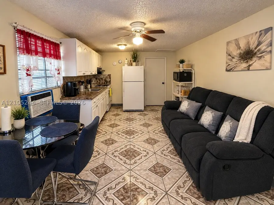3087 NW 44th St, Miami, FL 33142 - #2