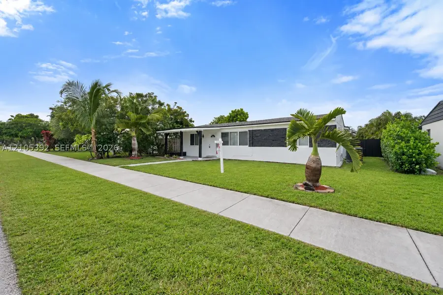 3197 Cleveland St, Hollywood, FL 33021 - #3
