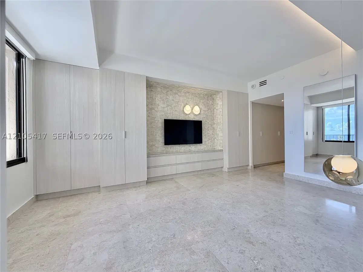 201 Crandon Blvd #605, Key Biscayne, FL 33149 - #1