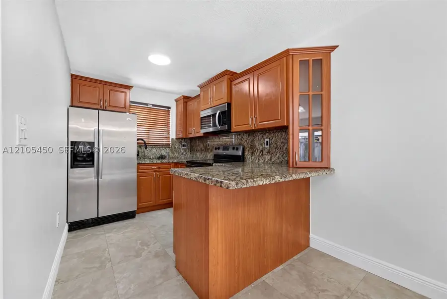 8164 NW 10th St #2, Miami, FL 33126 - #2