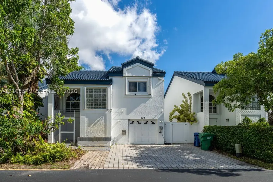 243 NE 212th Ter, Miami, FL 33179 - #2