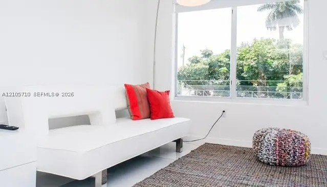 801 15th St #208, Miami Beach, FL 33139 - #2