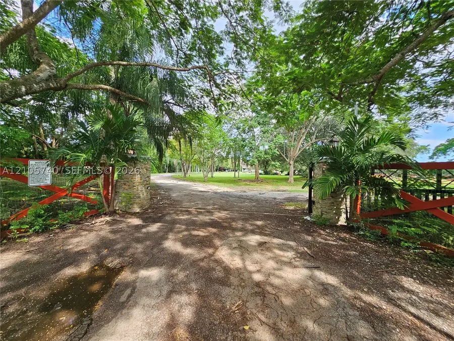 23601 SW 187th Ave, Homestead, FL 33031 - #2