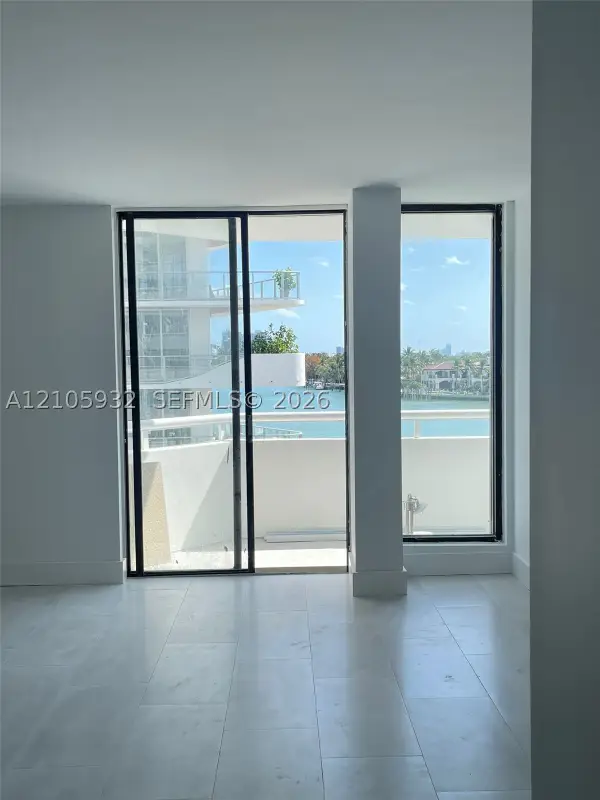 6820 Indian Creek Dr #4D, Miami Beach, FL 33141