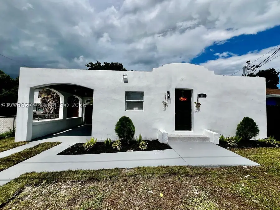 1601 NW 50th St, Miami, FL 33142 - #2