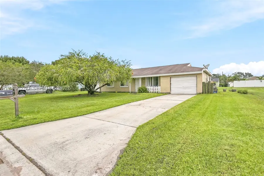 2017 SE Ancora Ct, Port Saint Lucie, FL 34952 - #2