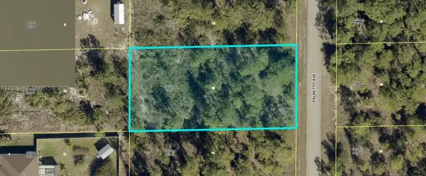 1305 Palmetto Ave., Lehigh Acres, FL 3972