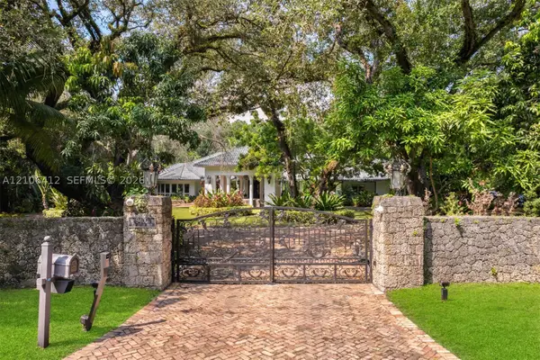 9400 Old Cutler Rd, Coral Gables, FL 33156